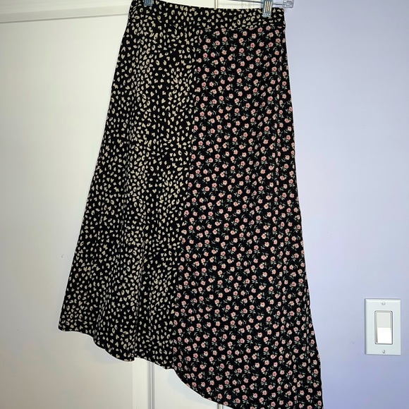 Dresses & Skirts - Two tone high low floral skirt